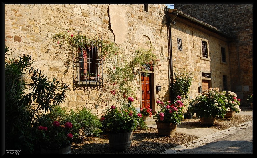 Magico Chianti tra pievi e piccoli borghi medioevali